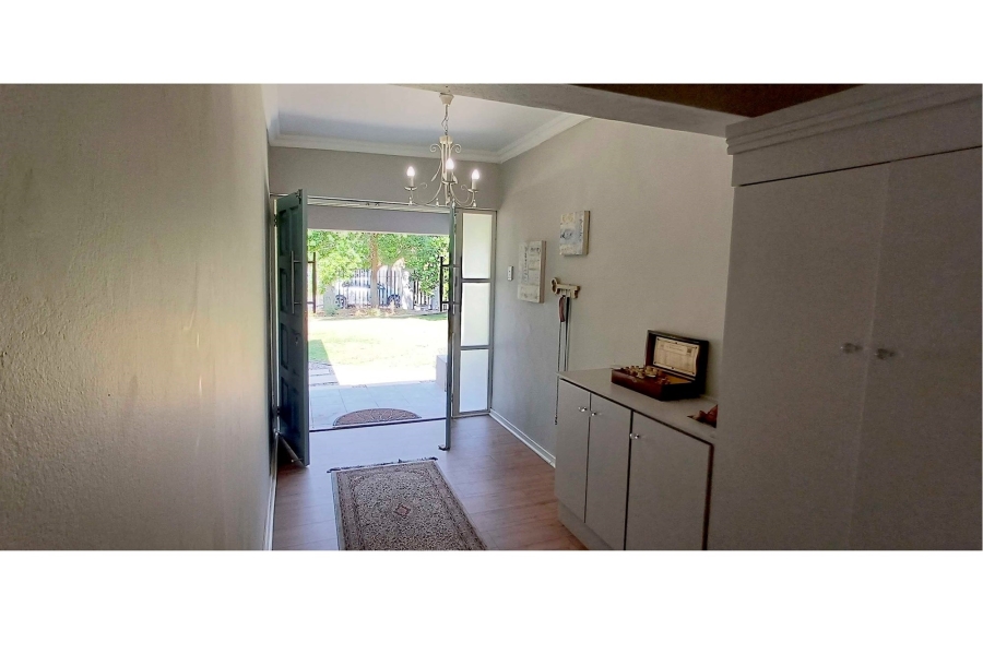 4 Bedroom Property for Sale in Jim Fouchepark Free State